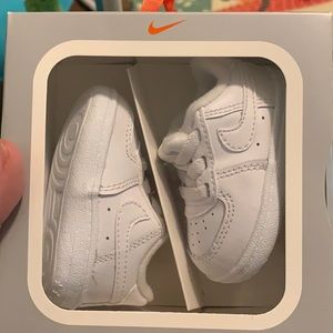 NIKE CRIB SHOES
